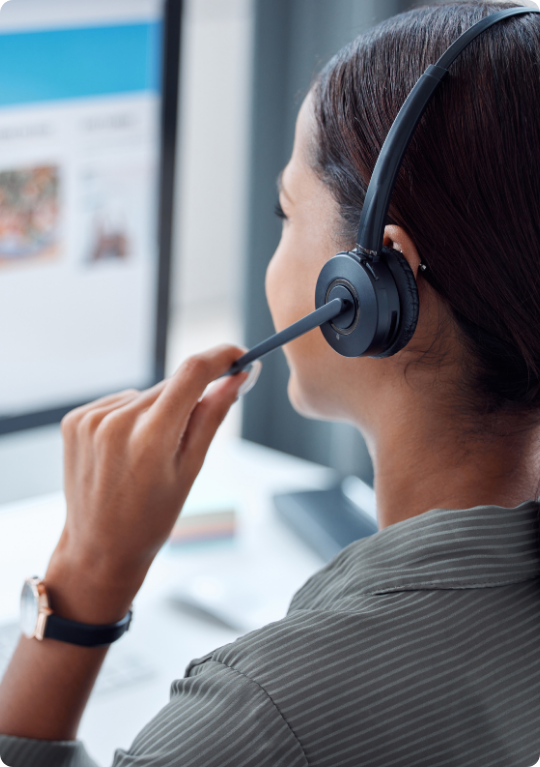 Fancy Card Image Woman headset Home Settlement US 540 x 767 px