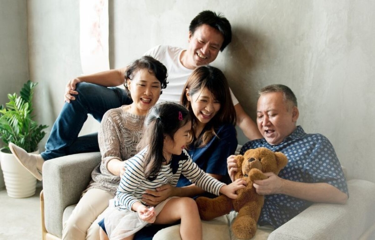 Multi generational family blog image