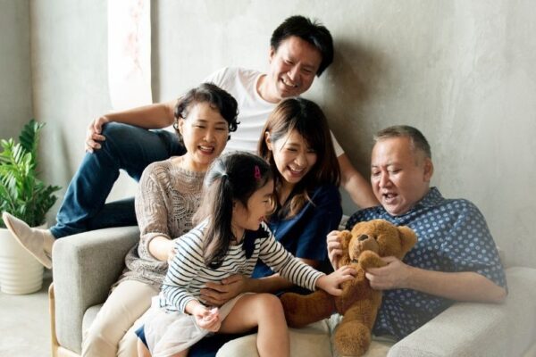 Multi generational family blog image