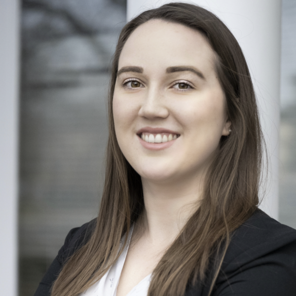 A headshot of Samantha Gravelle